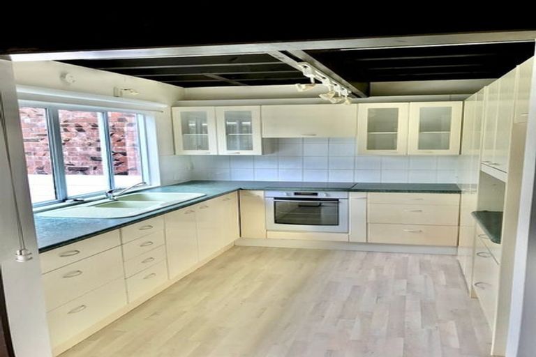 Photo of property in 2/5 Kegworth Place, Browns Bay, Auckland, 0630