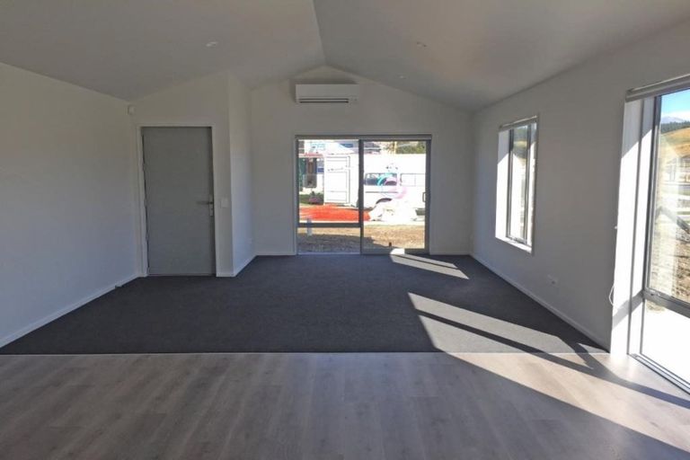Photo of property in 66 Obelisk Street, Wanaka, 9305