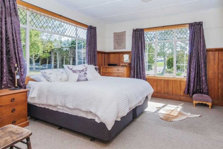 Photo of property in 2439 Bealey Road, Hororata, 7572