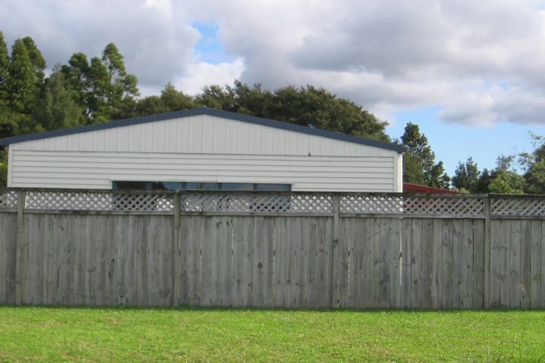 Photo of property in 216 Glengarry Road, Glen Eden, Auckland, 0602