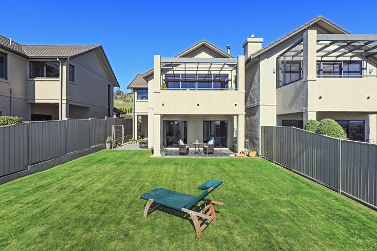 Photo of property in 2/39 Reeve Drive, Havelock North, 4130