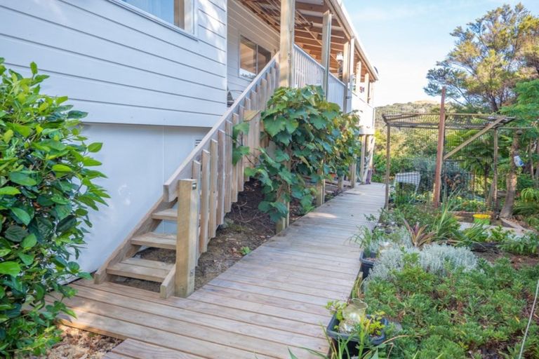 Photo of property in 16 Ranginui Road, Welcome Bay, Tauranga, 3112