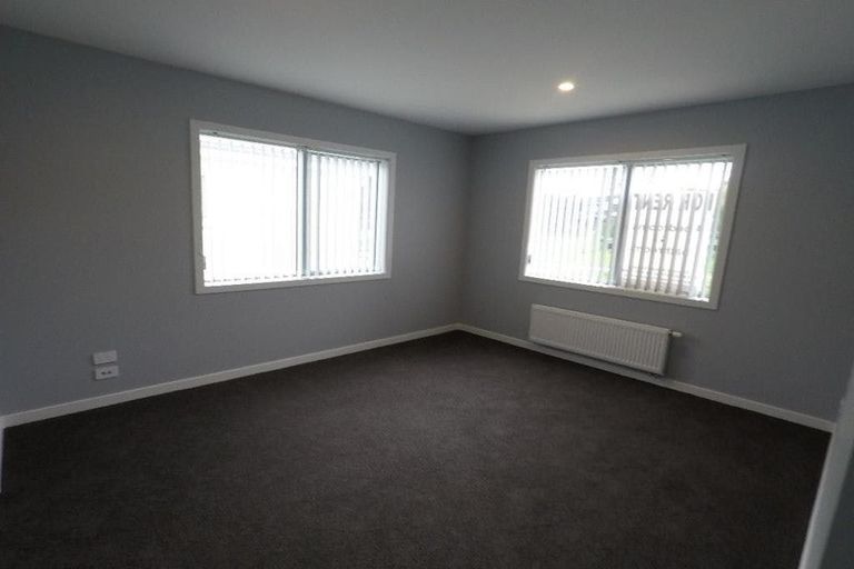 Photo of property in 12 Glide Lane, Whitby, Porirua, 5024