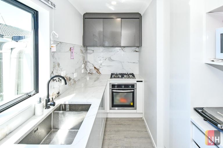 Photo of property in 5/24 Watson Place, Papatoetoe, Auckland, 2025