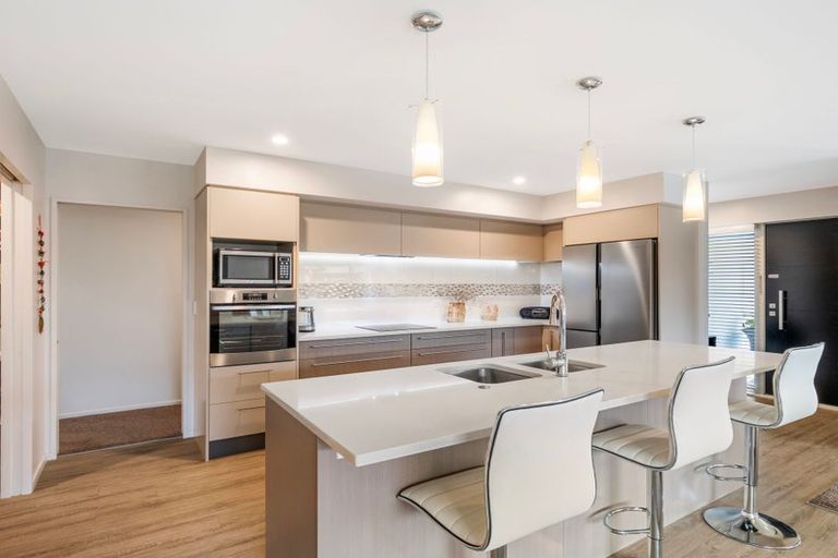 Photo of property in 22 Sequoia Way, Rangiora, 7400