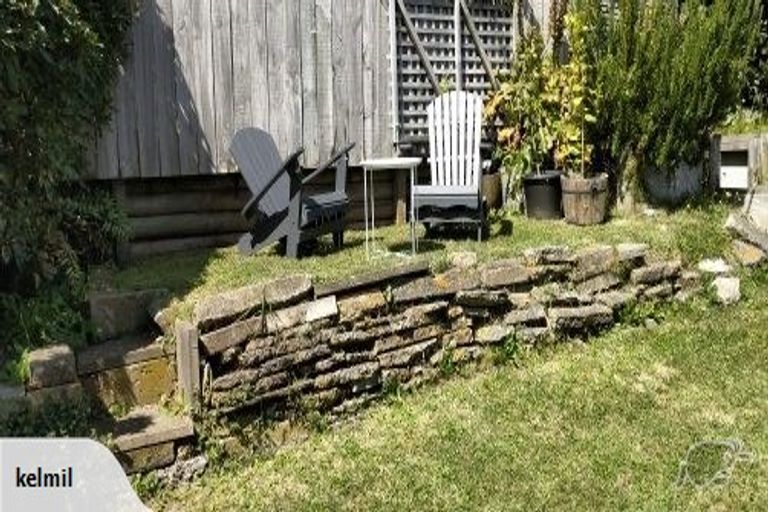 Photo of property in 21 Fernhill Terrace, Wadestown, Wellington, 6012