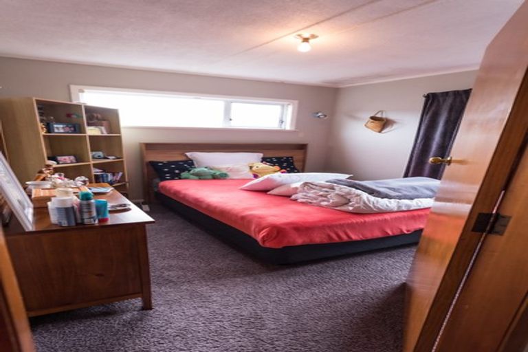 Photo of property in 3 Ruthven Road, Wainuiomata, Lower Hutt, 5014