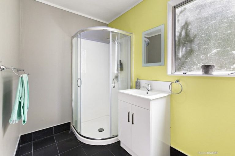 Photo of property in 1/16 Orissa Crescent, Broadmeadows, Wellington, 6035