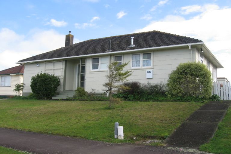 Photo of property in 11 Clyde Crescent, Roslyn, Palmerston North, 4414