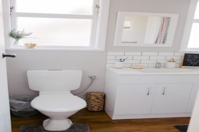 Photo of property in 15 Tasman Street, Havelock North, 4130