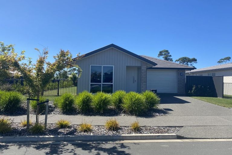 Photo of property in 98 Sentinel Avenue, Omokoroa, 3114