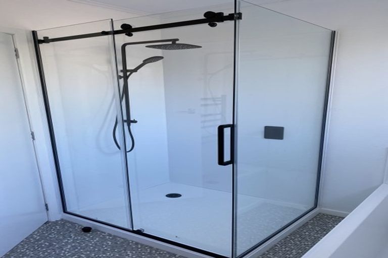 Photo of property in 35 Wesley Avenue, Frankleigh Park, New Plymouth, 4310