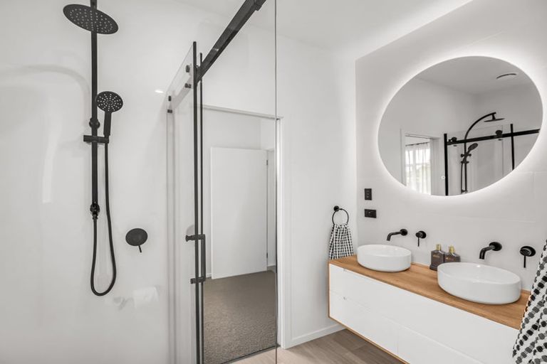 Photo of property in 14 Stuart Street, Owaka, 9535