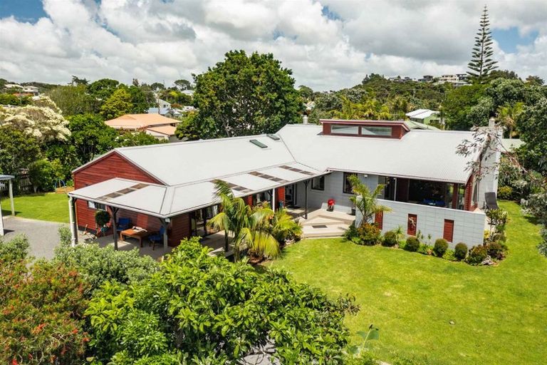 Photo of property in 15 Pinewood Place, Mangawhai Heads, Mangawhai, 0505