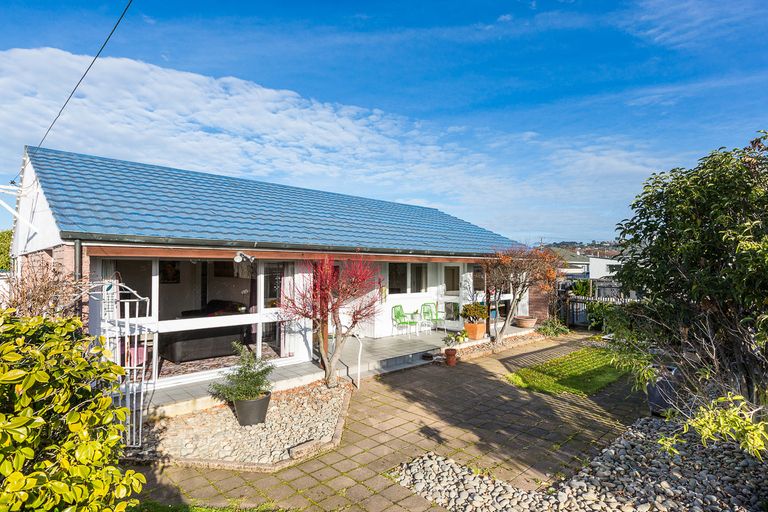 Photo of property in 267 Oxford Street, South Dunedin, Dunedin, 9012