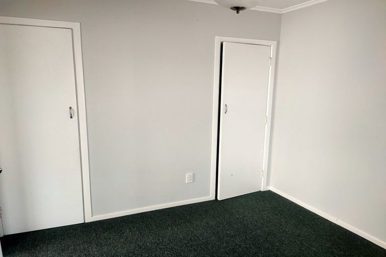 Photo of property in 1/3 Camp Street, Silverstream, Upper Hutt, 5019