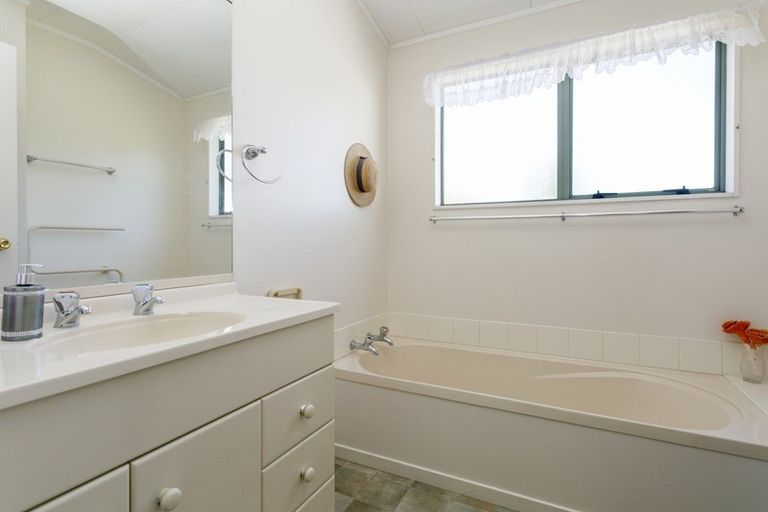 Photo of property in 1/26 Northwood Road, Nukuhau, Taupo, 3330