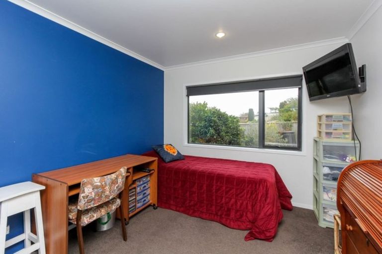 Photo of property in 10b Anderson Way, Highlands Park, New Plymouth, 4312