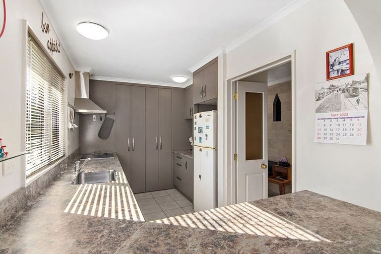 Photo of property in 2 Mccrae Street, Wakefield, 7025