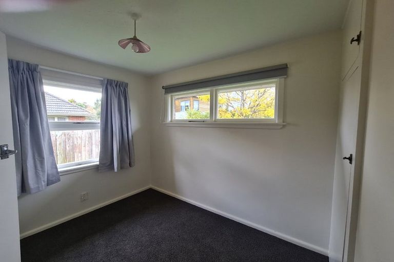 Photo of property in 1/98 Hinau Street, Riccarton, Christchurch, 8041