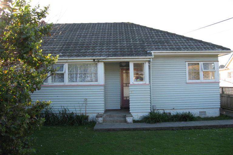 Photo of property in 1/5 Haig Street, Waterloo, Lower Hutt, 5011