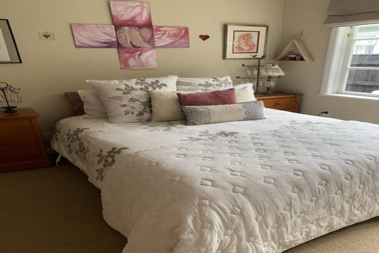 Photo of property in 11 Collingwood Street, Hokowhitu, Palmerston North, 4410