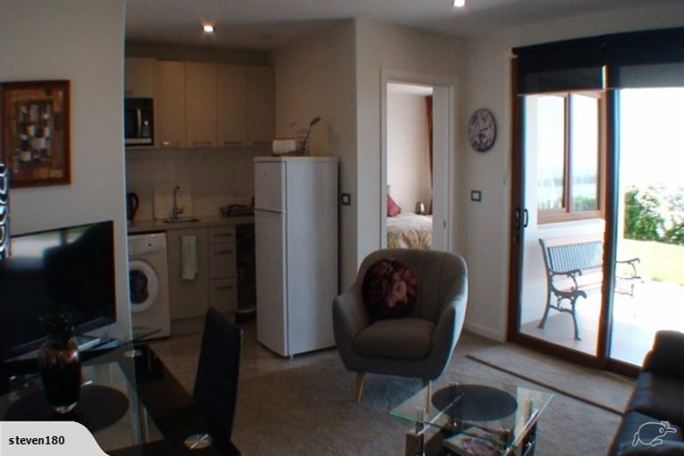 Photo of property in 104 Glenstrae Road, Redcliffs, Christchurch, 8081