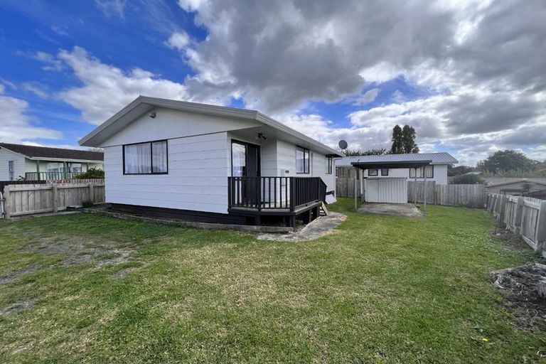Photo of property in 1/67 Redcrest Avenue, Red Hill, Papakura, 2110