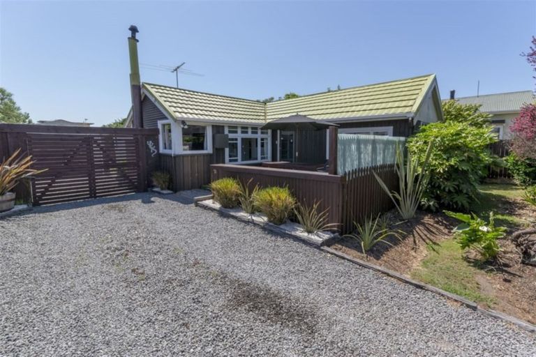 Photo of property in 20 Broadway Avenue, Waikuku Beach, 7473