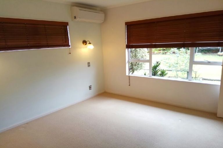 Photo of property in 6 Bass Street, West Harbour, Auckland, 0618