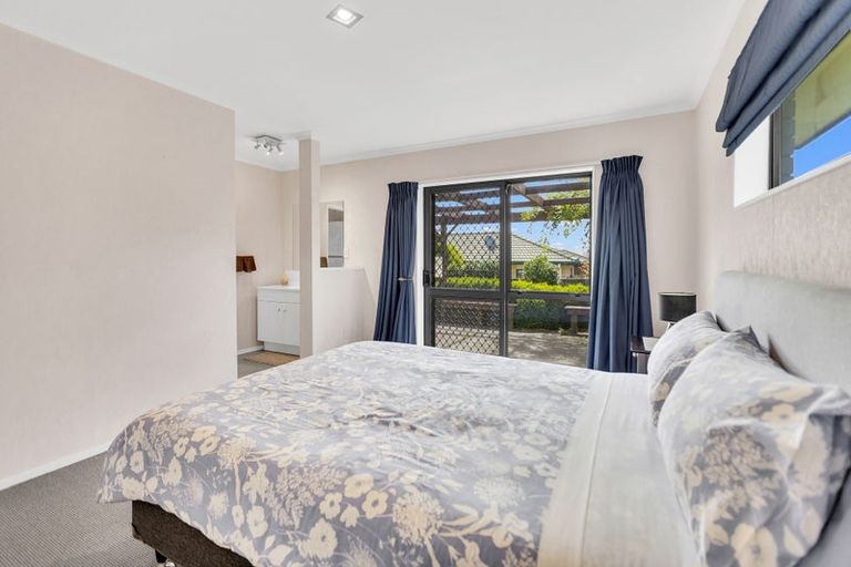 Photo of property in 16 Stanley Drive, Lynmore, Rotorua, 3010