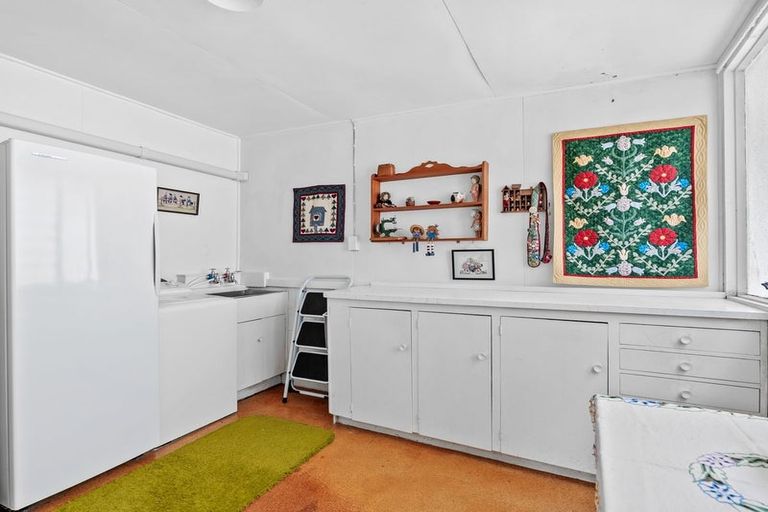 Photo of property in 12 Grey Street, Regent, Whangarei, 0112