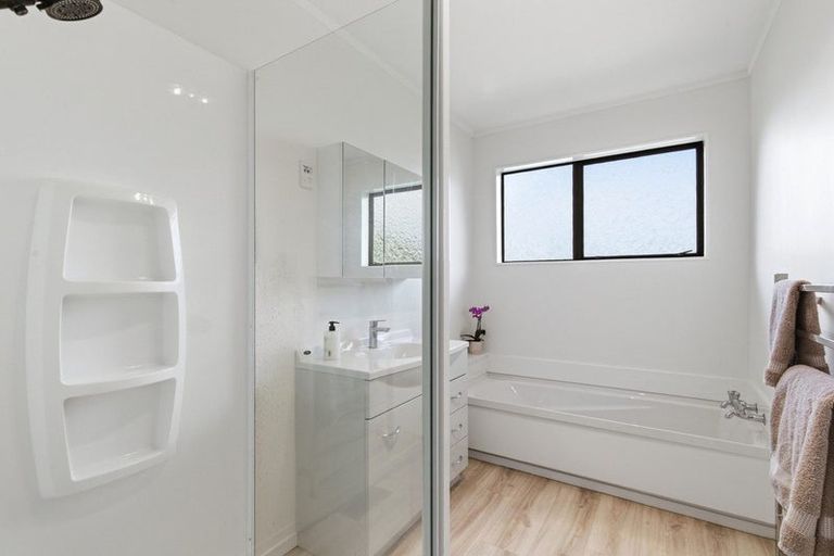 Photo of property in 61 Amapur Drive, Khandallah, Wellington, 6035