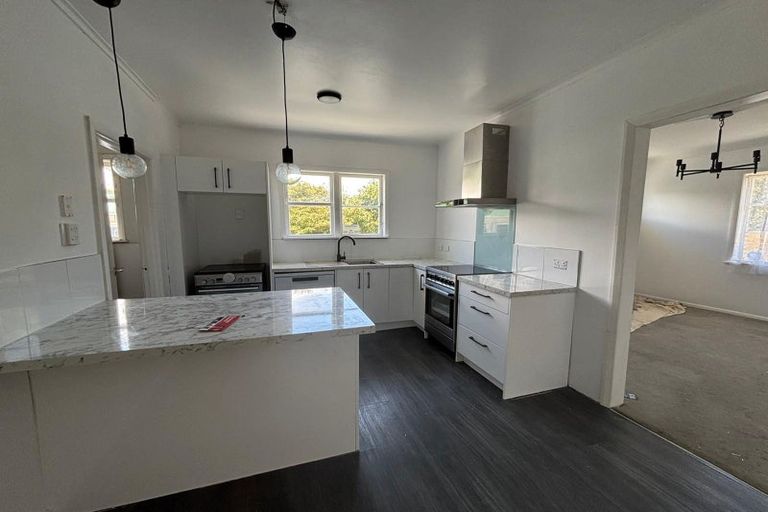 Photo of property in 19 Wellington Road, Wainuiomata, Lower Hutt, 5014