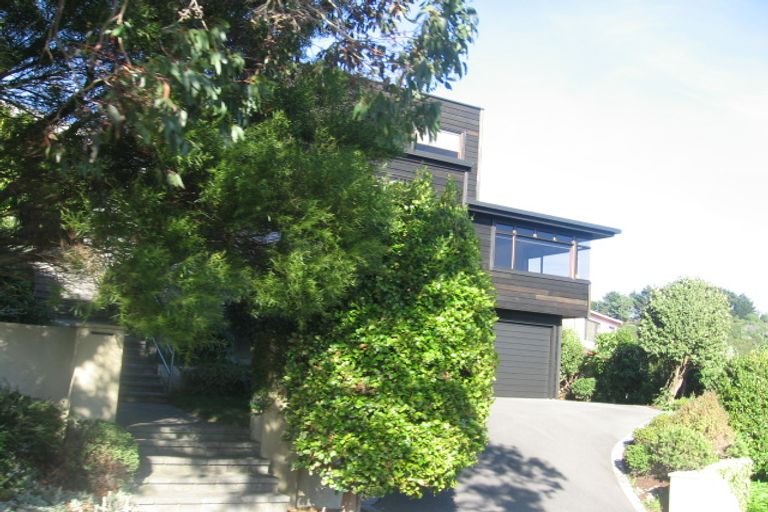 Photo of property in 14 The Crowsnest, Whitby, Porirua, 5024