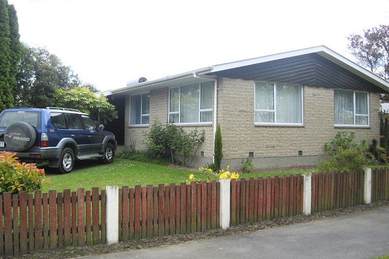 Photo of property in 5 Royleen Street, Casebrook, Christchurch, 8051