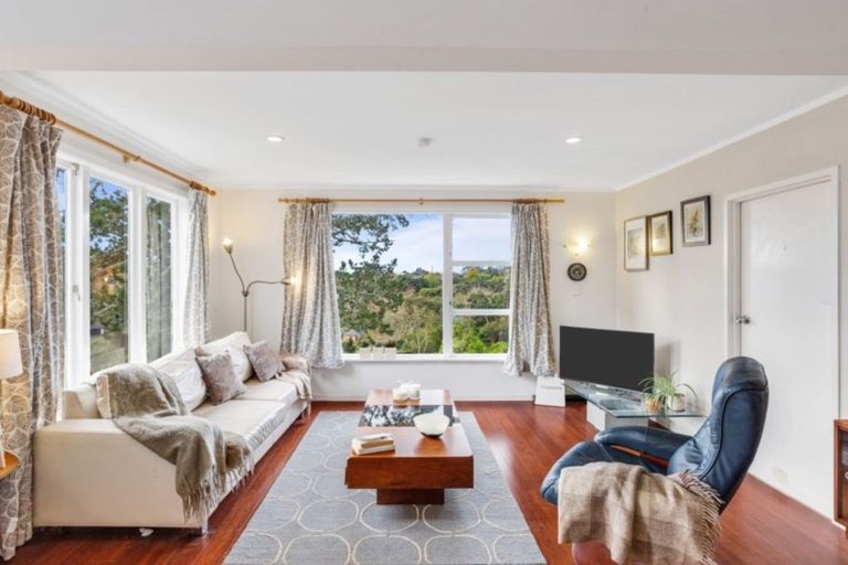 Photo of property in 21 Marae Road, Greenhithe, Auckland, 0632