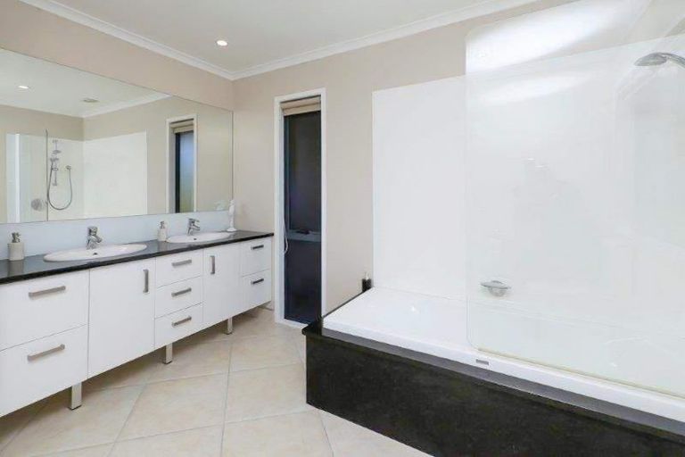 Photo of property in 166 Te Pahu Road, Te Pahu, Hamilton, 3285