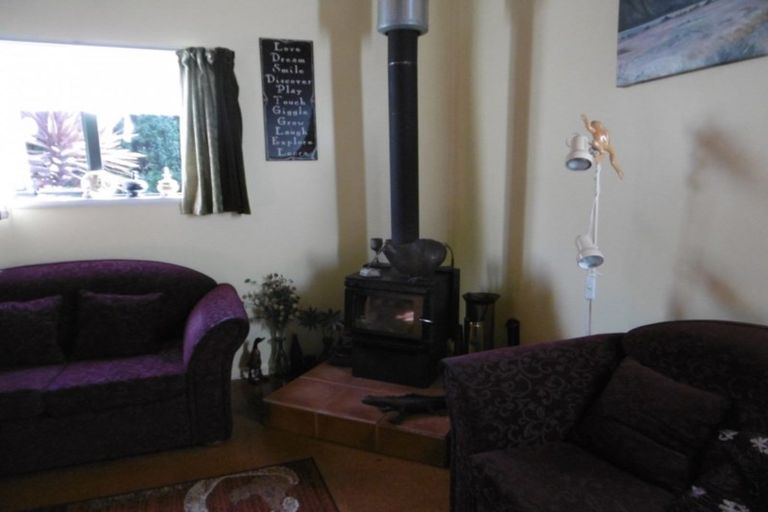 Photo of property in 375 Tauraroa Road, Maungakaramea, Whangarei, 0178