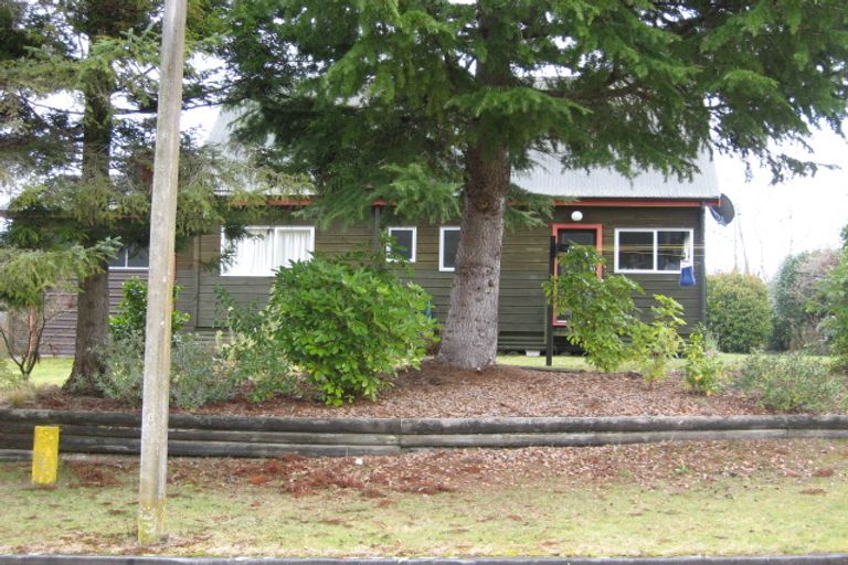 Photo of property in 1/4 Angela Place, Kinloch, Taupo, 3377