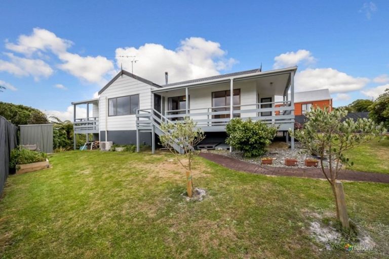 Photo of property in 11 Drummond Crescent, Kelson, Lower Hutt, 5010
