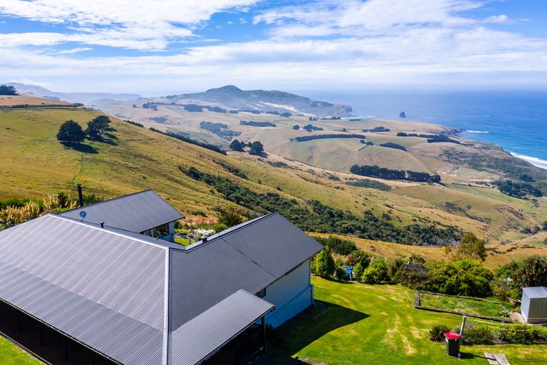 Photo of property in 16 Buskin Road, Highcliff, Dunedin, 9077