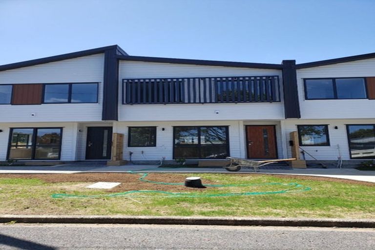 Photo of property in 2/2 Dolphin Street, Pakuranga, Auckland, 2010