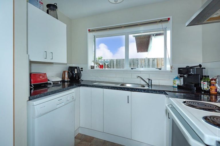 Photo of property in 4/7 Dilworth Street, Riccarton, Christchurch, 8011