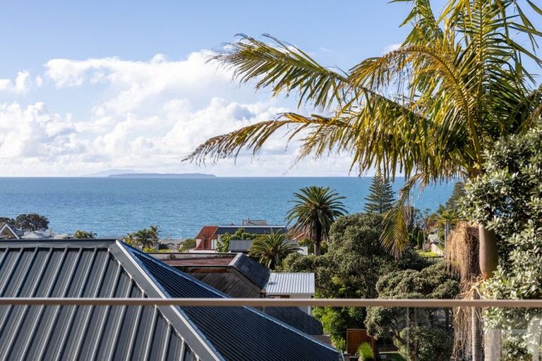 Photo of property in 2a Hauraki Road, Hauraki, Auckland, 0622