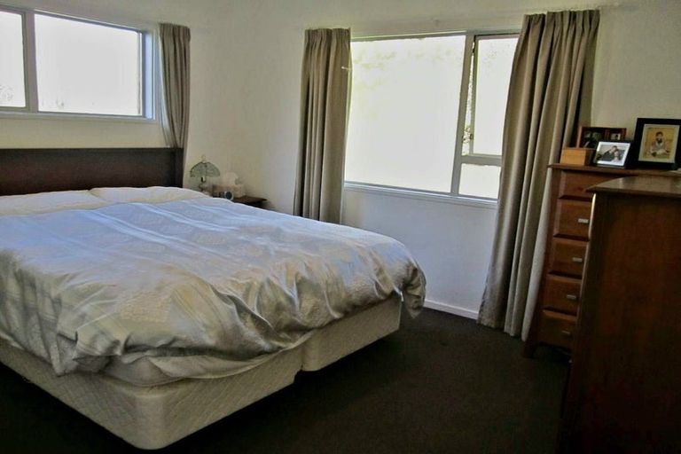 Photo of property in 69 Holland Road, Hillcrest, Auckland, 0627
