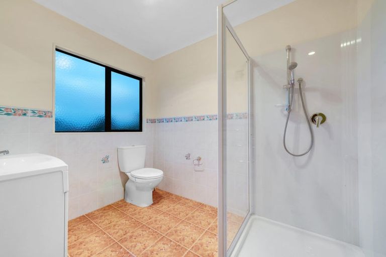 Photo of property in 8 Omana Road, Papatoetoe, Auckland, 2025