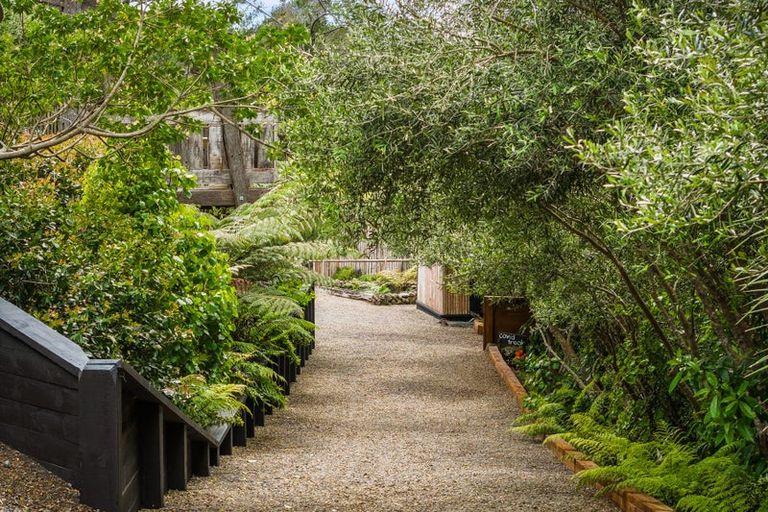 Photo of property in 361h Paremoremo Road, Paremoremo, Auckland, 0632