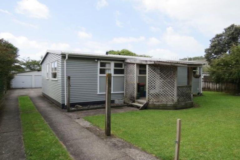 Photo of property in 33 Woodleigh Street, Frankleigh Park, New Plymouth, 4310