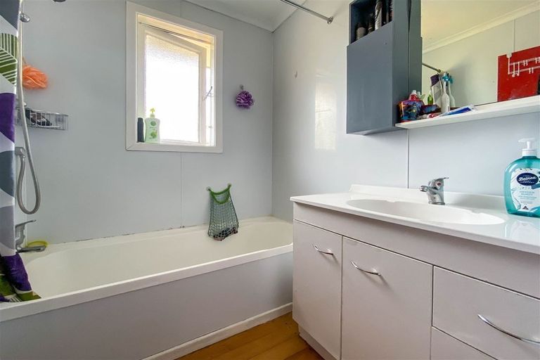 Photo of property in 4 Mahoe Street, Inglewood, 4330